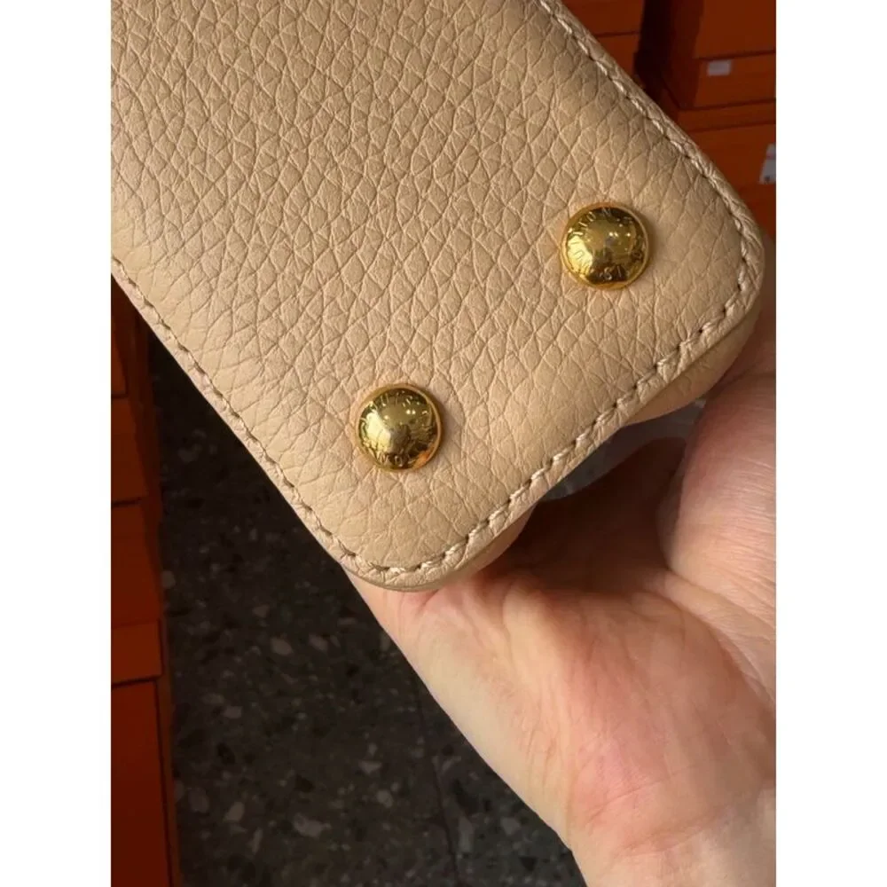 Louis Vuitton Women Pre-Loved Bag Very Good Condition